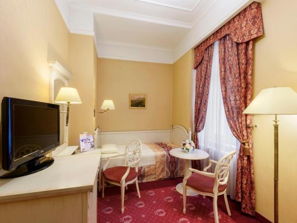 Danubius Hotel Astoria City Center : photo 1 de la chambre chambre simple classique