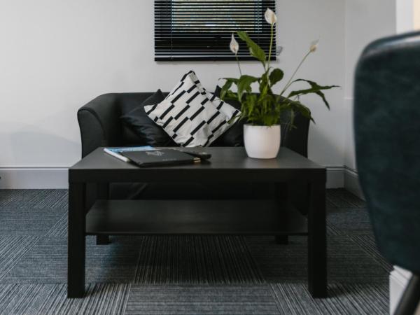 Siberia Bar & Hotel : photo 4 de la chambre chambre lits jumeaux spacieuse