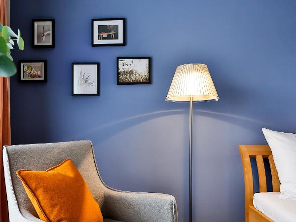 BIO-Hotel Villa Orange : photo 2 de la chambre double room orange (grandlit, queen bed, 140-160cm wide bed)