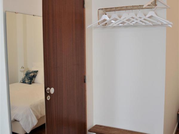 Casa aOrta Downtown : photo 5 de la chambre chambre triple avec salle de bains privative