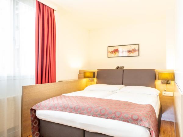 Hotel Alexander : photo 4 de la chambre chambre lit queen-size classique