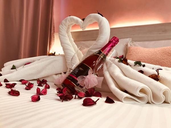 Smile Hotel Danau Kota : photo 2 de la chambre chambre double à thème