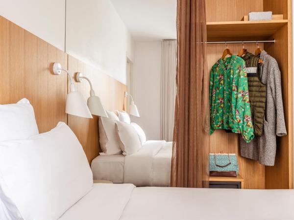 9Hotel Republique : photo 3 de la chambre chambre double classique