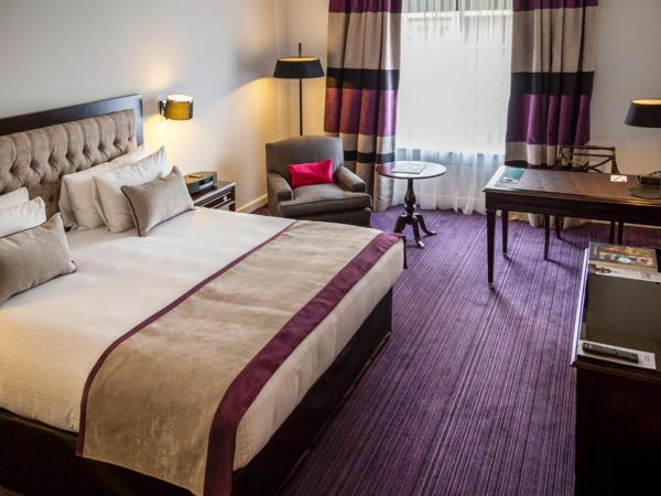 Sofitel Buenos Aires Recoleta : photo 4 de la chambre chambre lit queen-size supérieure - vue sur ville ou jardin