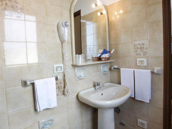 Hotel Natalina : photo 4 de la chambre chambre simple