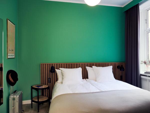 Coco Hotel : photo 1 de la chambre petite chambre double