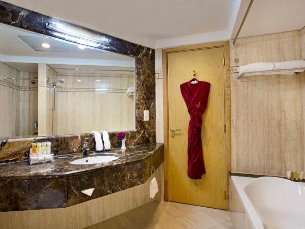 City Seasons Hotel Dubai : photo 9 de la chambre suite seasons