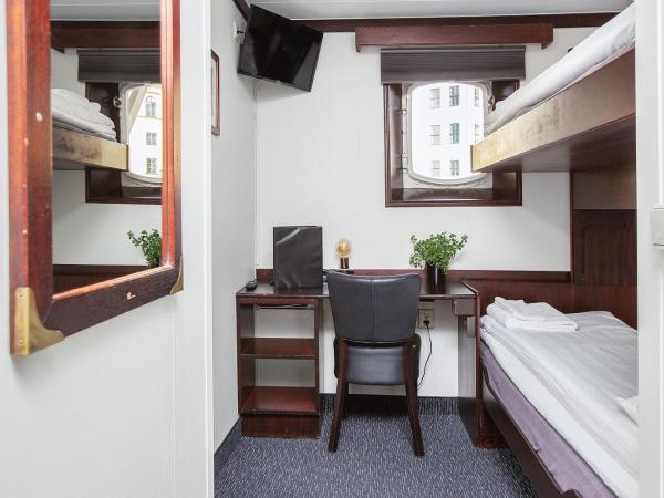 Mälardrottningen Yacht Hotel : photo 3 de la chambre cabine sur bateau (2 adultes)