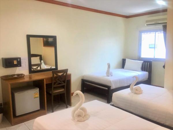Golden Bee PhiPhi : photo 5 de la chambre chambre triple