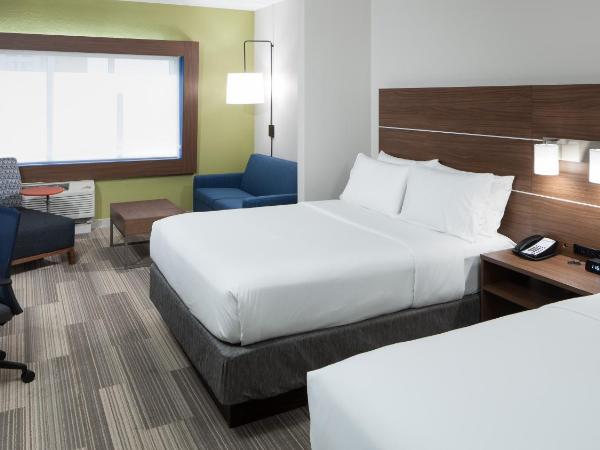 Holiday Inn Express & Suites - Orlando At Seaworld, an IHG Hotel : photo 5 de la chambre suite avec 2 lits queen-size - non-fumeurs