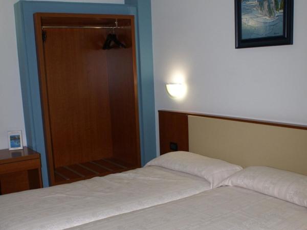 Eco Art Hotel Statuto : photo 1 de la chambre chambre lits jumeaux