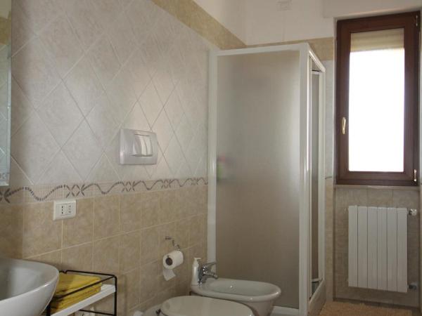 B&B La Rosa Blu : photo 3 de la chambre chambre triple