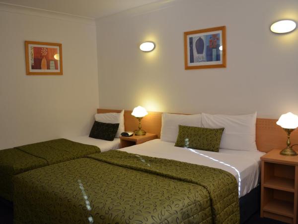 Airport Motel Brisbane : photo 7 de la chambre chambre lit queen-size deluxe