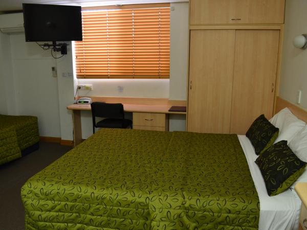 Airport Motel Brisbane : photo 6 de la chambre chambre lit queen-size - accessible aux personnes à mobilité réduite