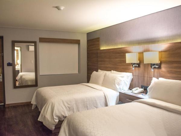 Holiday Inn Express Morelia, an IHG Hotel : photo 1 de la chambre chambre double standard avec 2 lits doubles