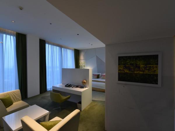 Vivanta New Delhi, Dwarka : photo 4 de la chambre suite