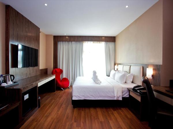 Vouk Hotel Suites, Penang : photo 4 de la chambre chambre lit king-size deluxe