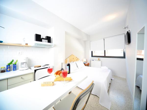 Live in Athens, PSYRRI Central Apartments : photo 1 de la chambre studio 1er Étage - vivre à athènes # 6