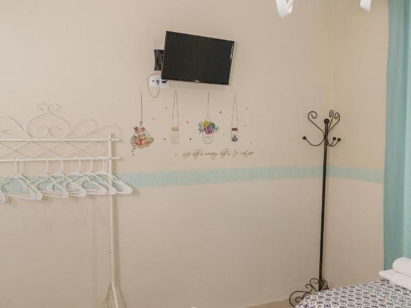 Pension Internacional : photo 4 de la chambre chambre lits jumeaux avec salle de bains privative séparée