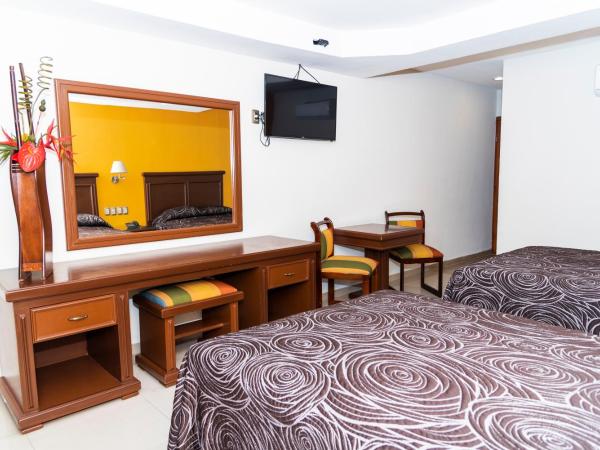 Hotel Gran Via - Centro : photo 9 de la chambre chambre double avec 2 lits doubles