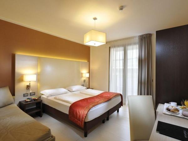 Hotel Lido Bibione Beach : photo 1 de la chambre chambre triple classique