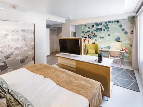 Hotel Indigo Helsinki-Boulevard, an IHG Hotel : photo 3 de la chambre chambre premium 