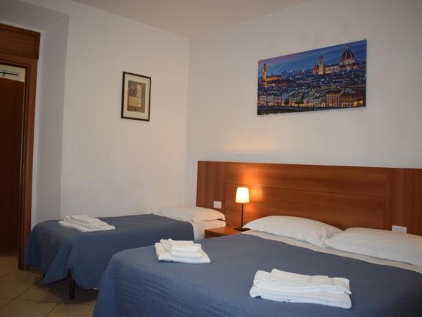 Hotel Dalmazia : photo 6 de la chambre chambre triple