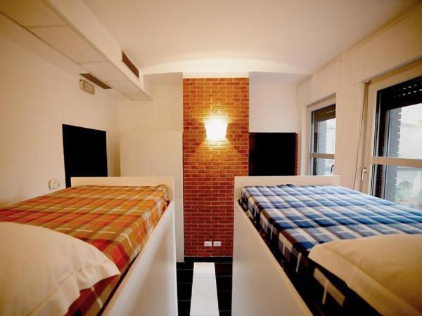 New Generation Hostel Milan Center : photo 5 de la chambre lit dans dortoir mixte de 4 lits