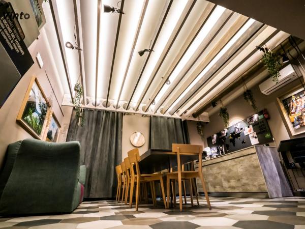 Vinto House Salerno Downtown : photo 5 de la chambre chambre double ou lits jumeaux supérieure avec vue sur ville