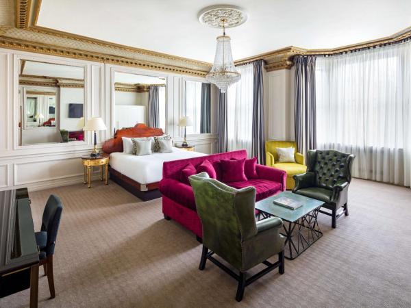 Radisson Blu Hotel, London South Kensington - formerly Vanderbilt : photo 4 de la chambre suite junior