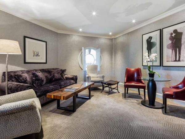 Radisson Blu Hotel, London Leicester Square - formerly Hampshire : photo 4 de la chambre suite 1 chambre