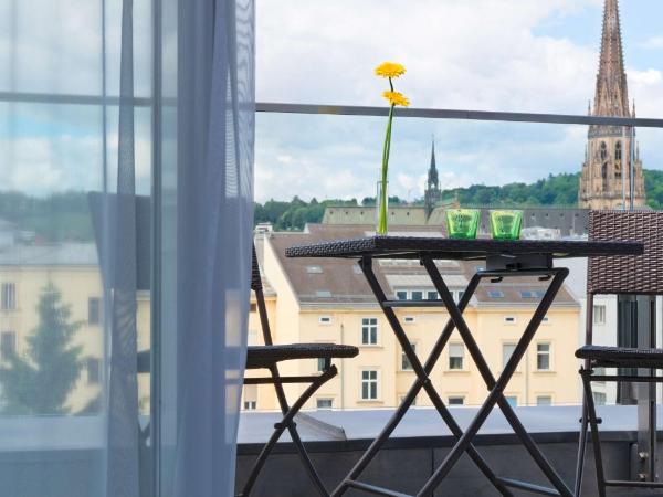Park Inn by Radisson Linz : photo 7 de la chambre suite junior