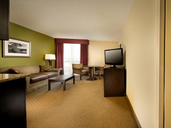 Holiday Inn Portland-Airport I-205, an IHG Hotel : photo 7 de la chambre chambre lit queen-size standard - vue sur montagne