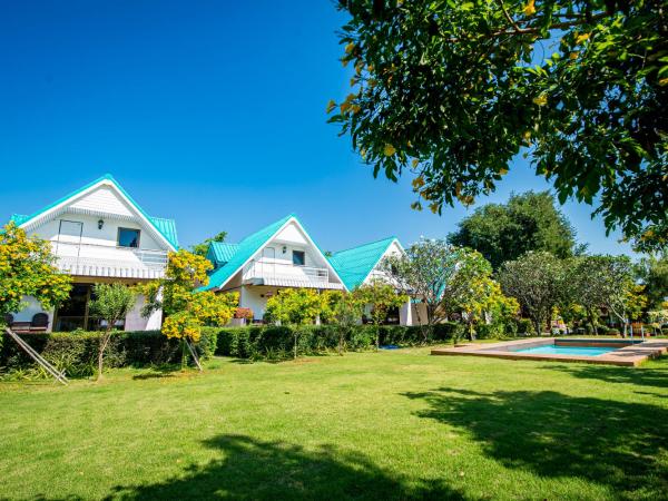 Dreampark resort : photo 2 de la chambre bungalow - vue sur piscine