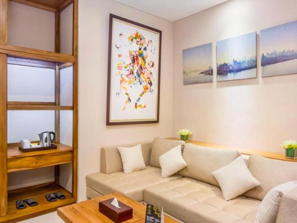 Raintree Boutique Villa & Gallery : photo 4 de la chambre chambre double - vue sur piscine