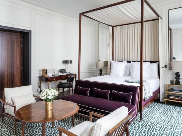 J.K. Place Paris : photo 1 de la chambre