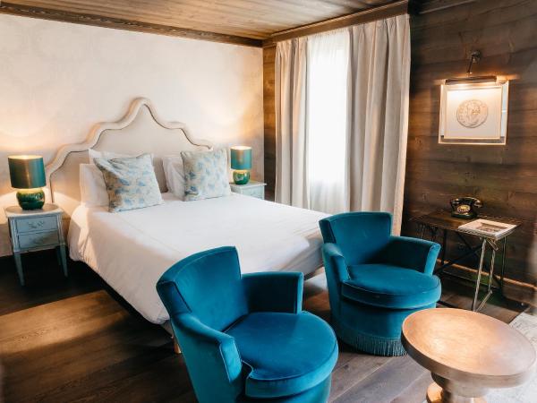 Hotel Le Castel : photo 1 de la chambre chambre double ou lits jumeaux confort avec vue sur la montagne