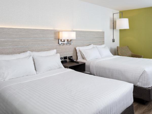 Holiday Inn Express Quebec City-Sainte Foy, an IHG Hotel : photo 4 de la chambre chambre standard avec 2 lits queen-size