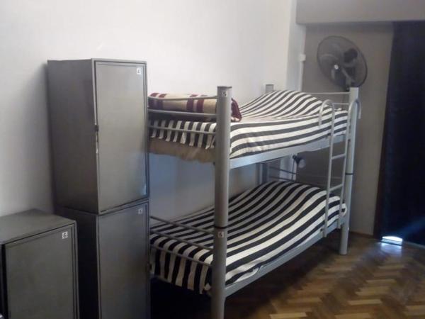 Play Hostel Soho : photo 1 de la chambre lit dans dortoir mixte de 6 lits