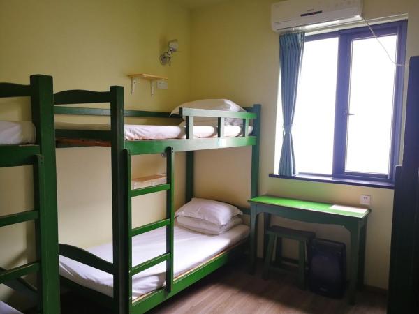 Hofang Guest House : photo 4 de la chambre lit dans dortoir pour hommes de 6 lits