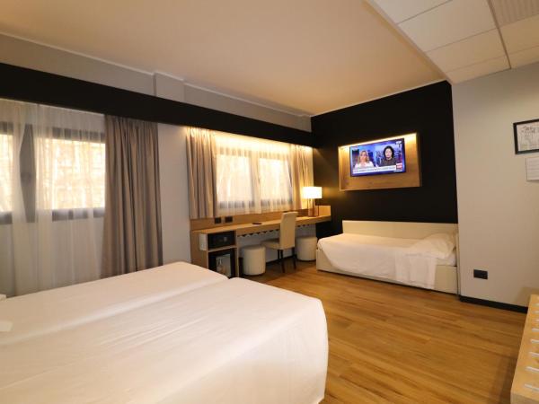 Hotel Domenichino : photo 1 de la chambre chambre triple supérieure