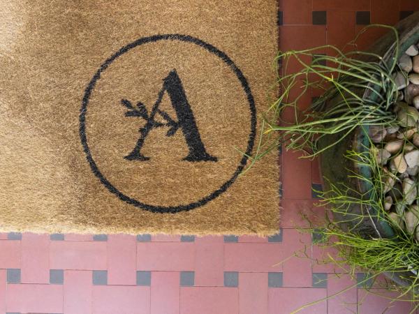 The Alison Randwick : photo 8 de la chambre chambre lit queen-size avec salle de bains privative