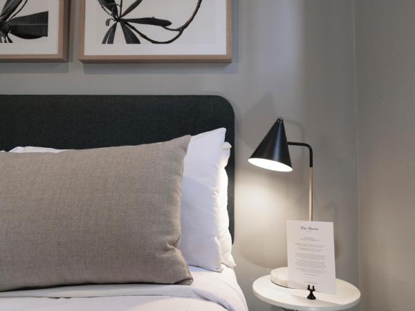 The Alison Randwick : photo 9 de la chambre chambre double avec salle de bains commune