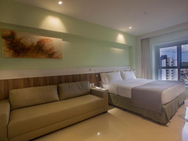 Holiday Inn Natal, an IHG Hotel : photo 3 de la chambre chambre lit king-size avec canapé-lit - non-fumeurs
