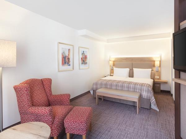 Holiday Inn Nürnberg City Centre, an IHG Hotel : photo 7 de la chambre chambre lit king-size premium