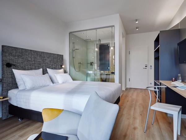 INNSiDE by Meliá Bremen : photo 3 de la chambre chambre the innside - vue sur rivière