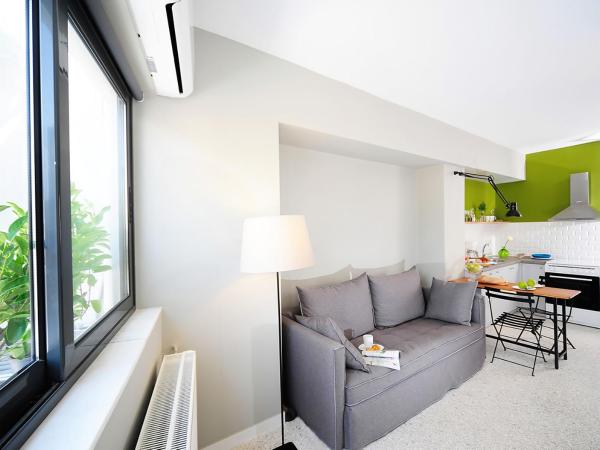 Live in Athens, PSYRRI Central Apartments : photo 7 de la chambre appartement 1 chambre avec balcon - vivre à athènes # 8