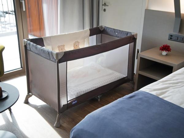 Hotel Lago Maggiore - Welcome! : photo 6 de la chambre chambre triple - vue sur lac