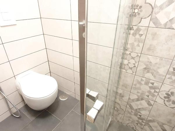 Interno1 Bari Policlinico : photo 5 de la chambre chambre triple avec salle de bains privative