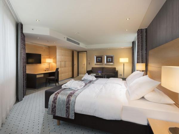 Maritim Hotel Düsseldorf : photo 4 de la chambre suite master